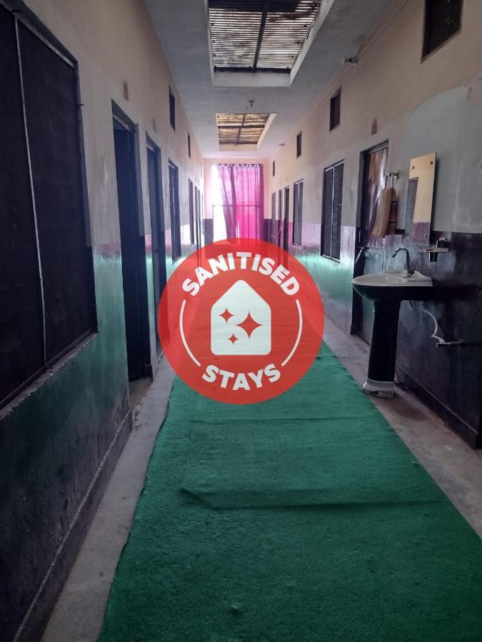 Oyo 83936 Chaudhary Guest House Bulandshahr ภายนอก รูปภาพ
